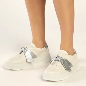 Calissa Silver Bow Flatform‎ Sneakers